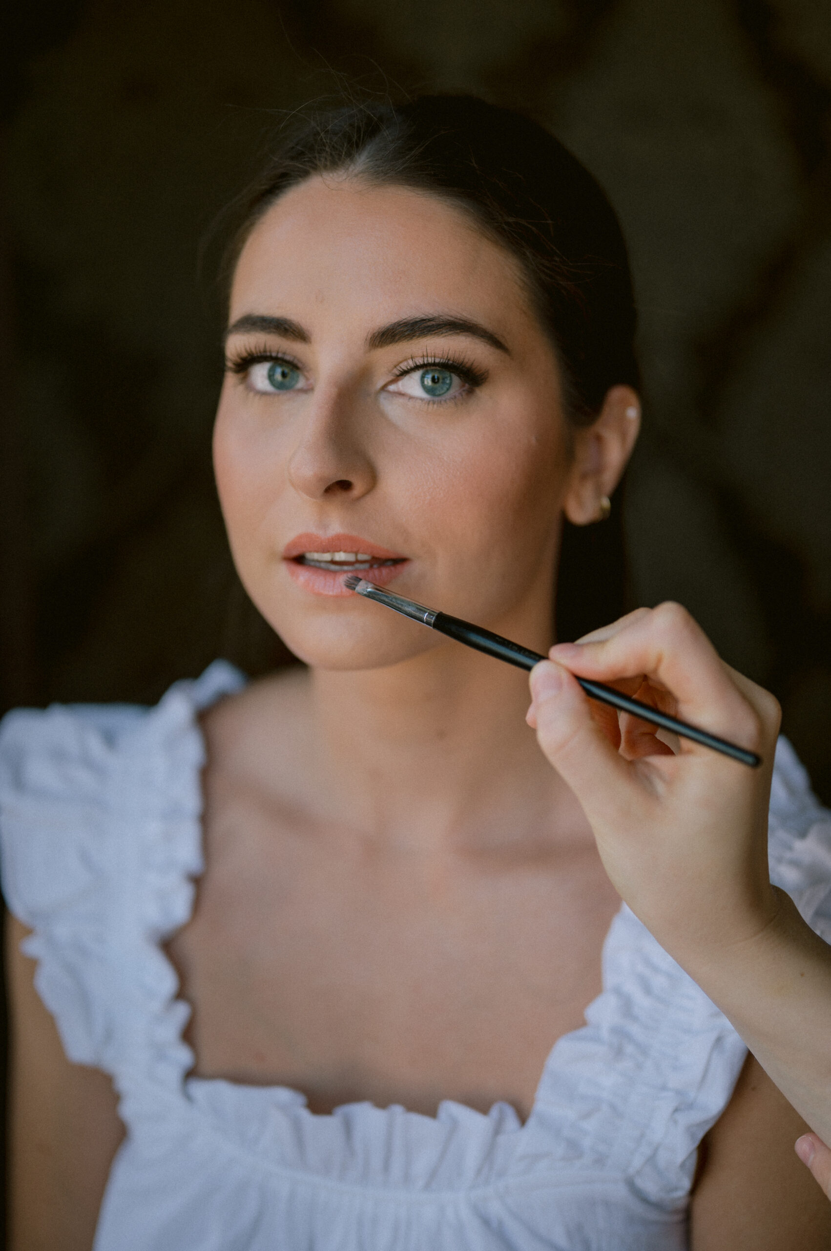 winnipeg bride getting her wedding makeup done by Jessica Kmiec Artistry